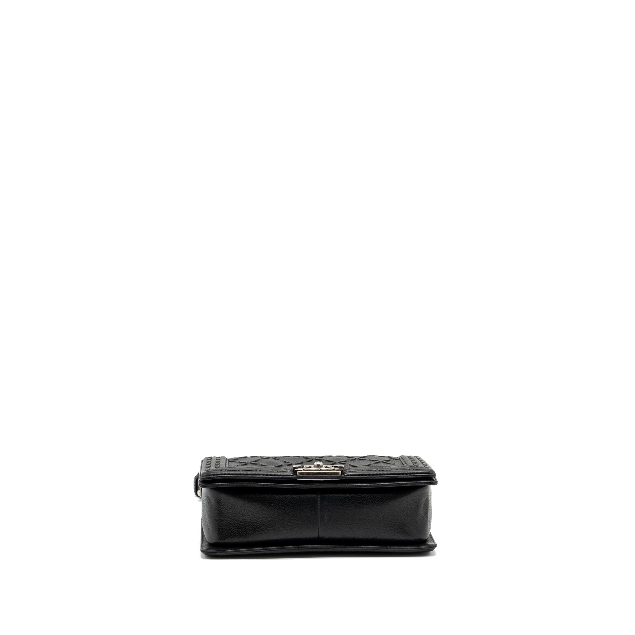 CHANEL MEDIUM BOY BAG LIMITED QUILTED CAVIAR BLACK RUTHENIUM HARDWARE
