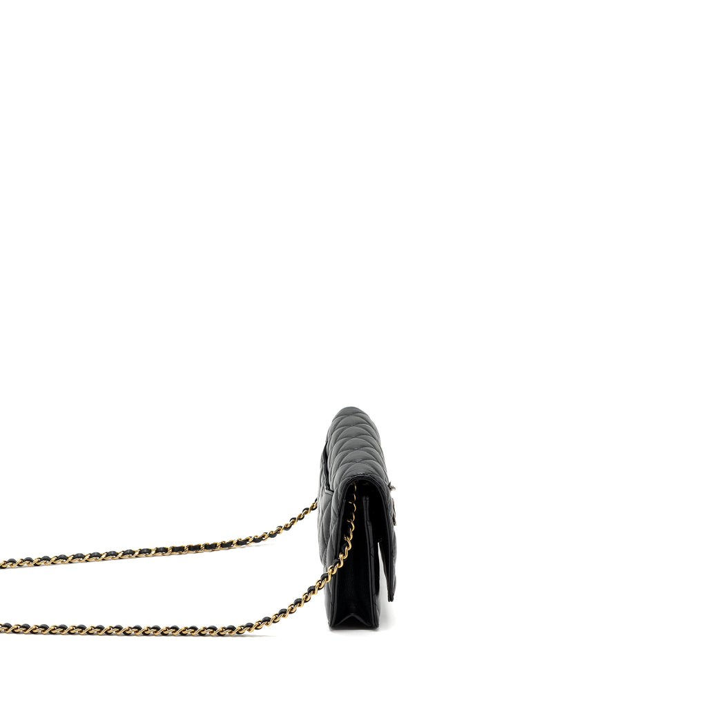 CHANEL 2.55 REISSUE LUCKY CHARMS WALLET ON CHAIN AGED CALFSKIN BLACK GHW