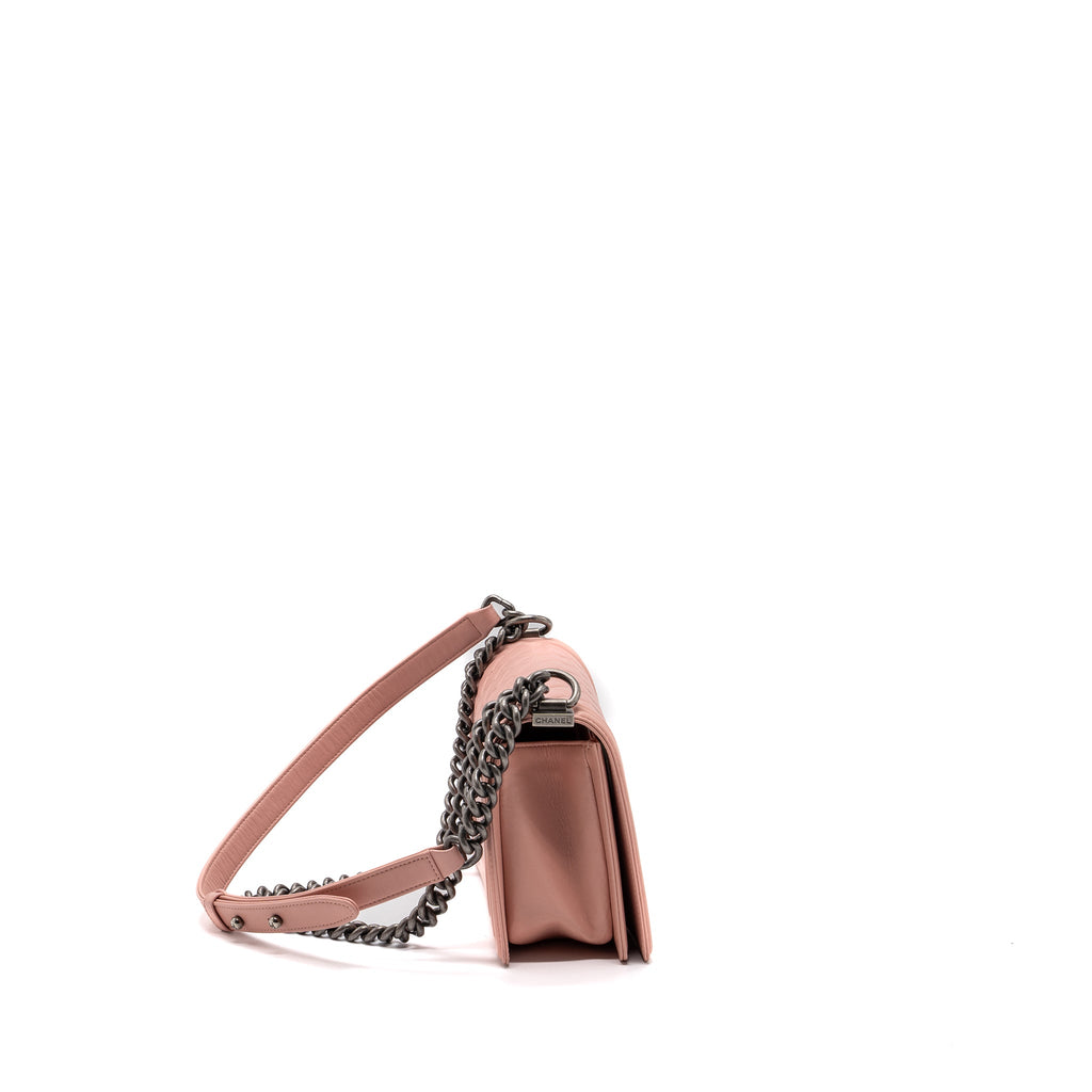 CHANEL MEDIUM BOY BAG LAMBSKIN LIGHT PINK RUTHENIUM HARDWARE