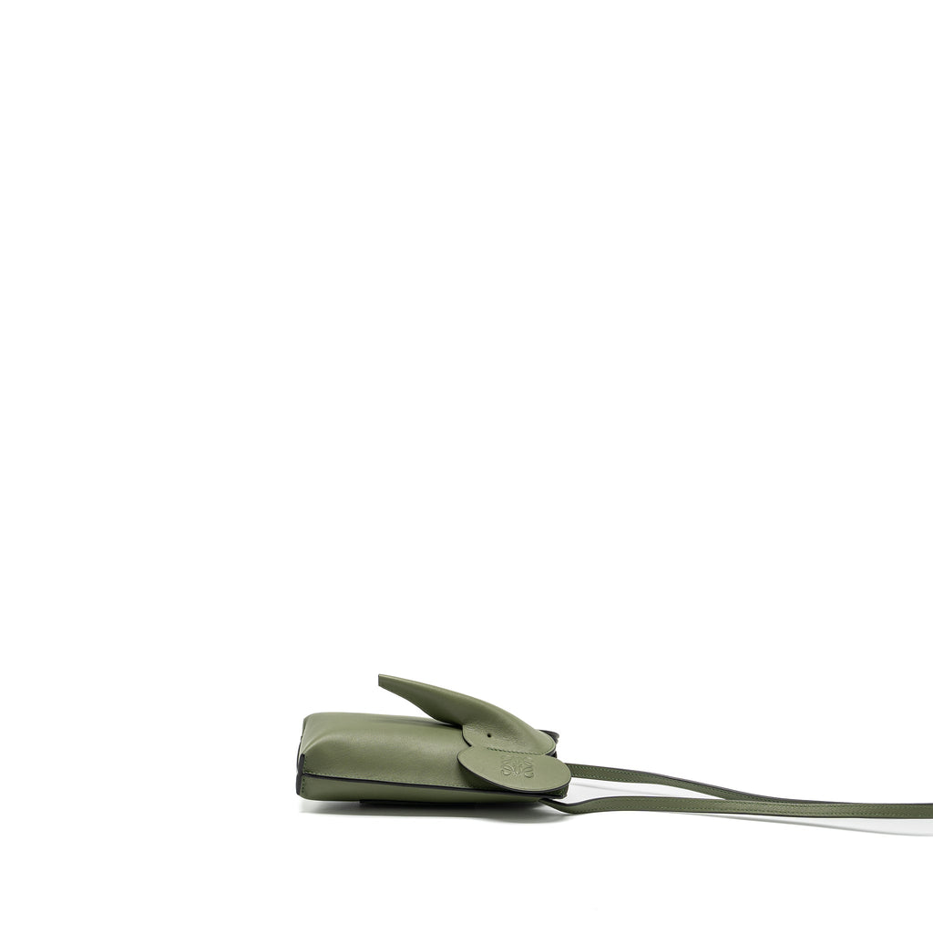 LOEWE ELEPHANT POCKET CALFSKIN AVOCADO GREEN