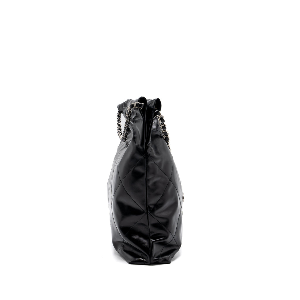 CHANEL MEDIUM 22 BAG SHINY CALFSKIN BLACK SHW (MICROCHIP)