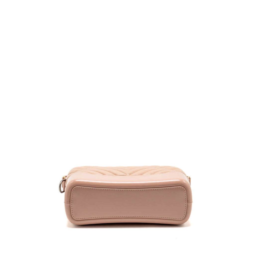CHANEL CHEVRON GABRIELLE HOBO BAG CALFSKIN PINK BEIGE MULTICOLOUR HARDWARE