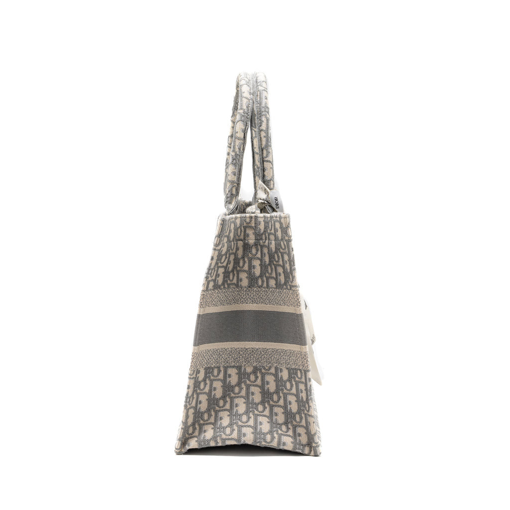 DIOR MEIDUM BOOK TOTE DIOR OBLIQUE EMBROIDERY CANVAS ECRU/GREY