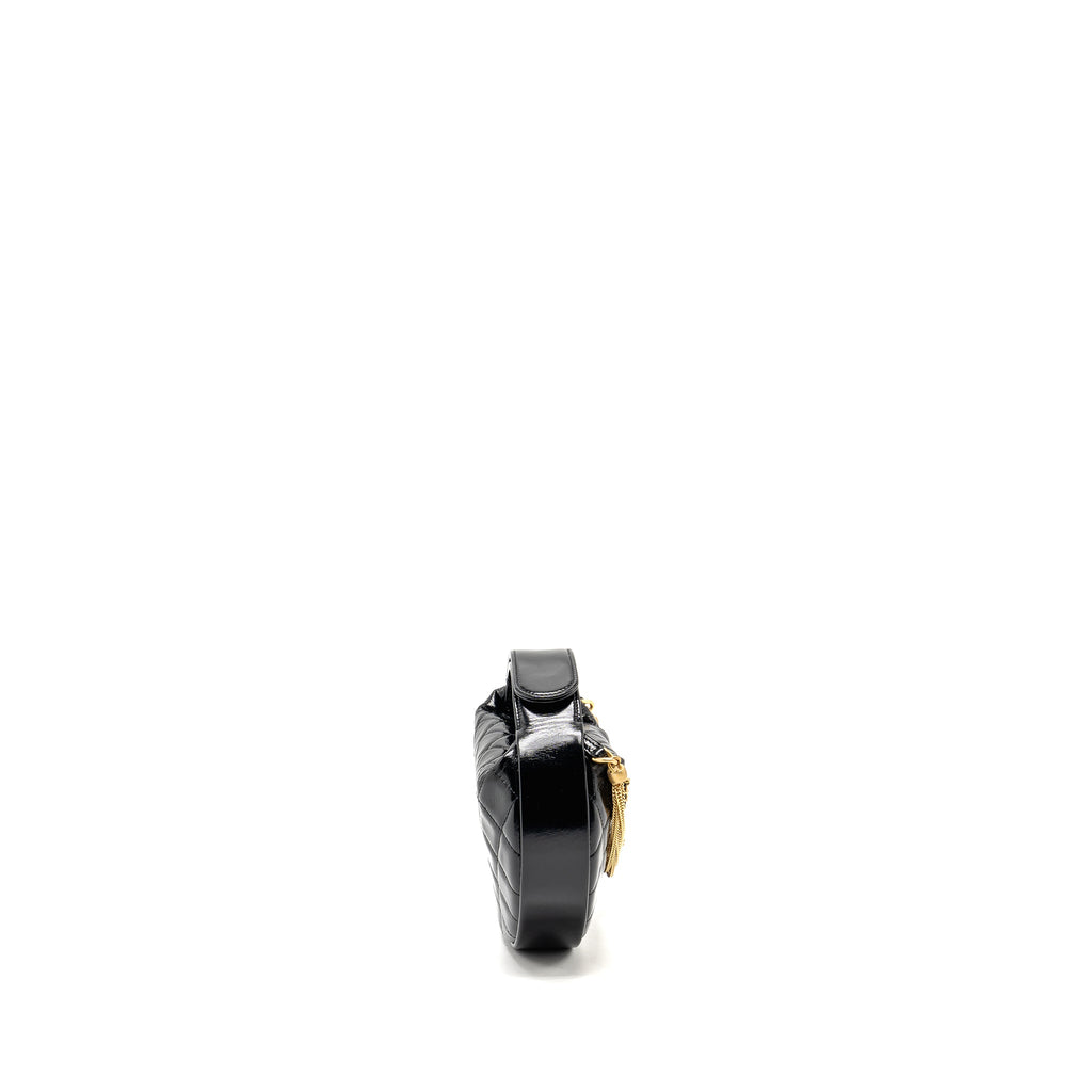 CHANEL 21A ROUND CLUTCH WITH DETAIL CHAIN CALFSKIN BLACK GHW(MICROCHIP)