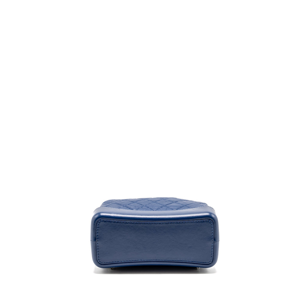 CHANEL GABRIELLE BACKPACK AGED CALFSKIN BLUE MULTICOLOUR HARDWARE