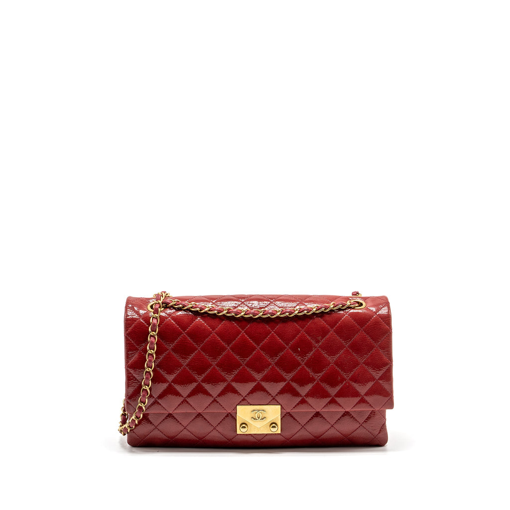 CHANEL SEASONAL FLAP BAG PATENT GOATSKIN/LAMBSKIN RED GHW