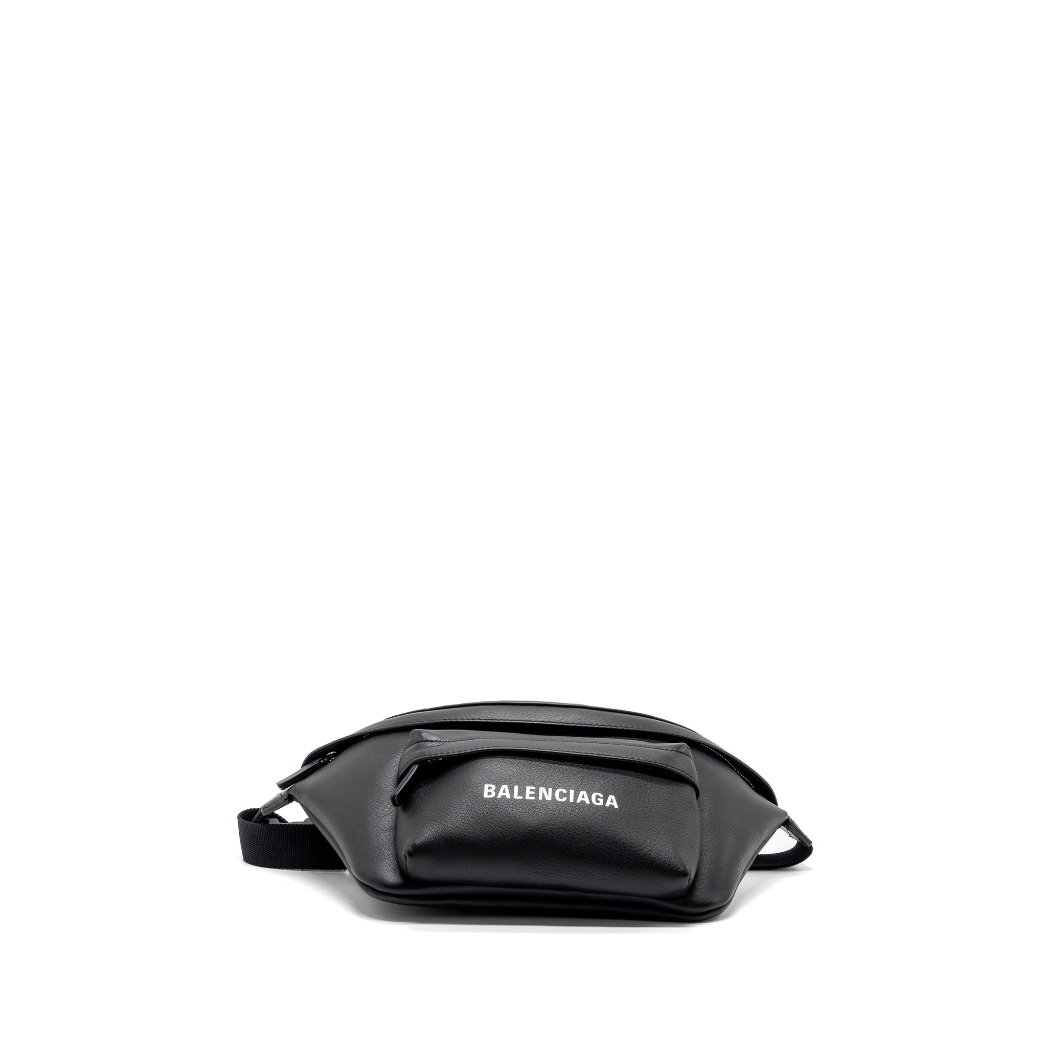 BALENCIAGA EVERYDAY BELTPACK CALFSKIN BLACK SHW