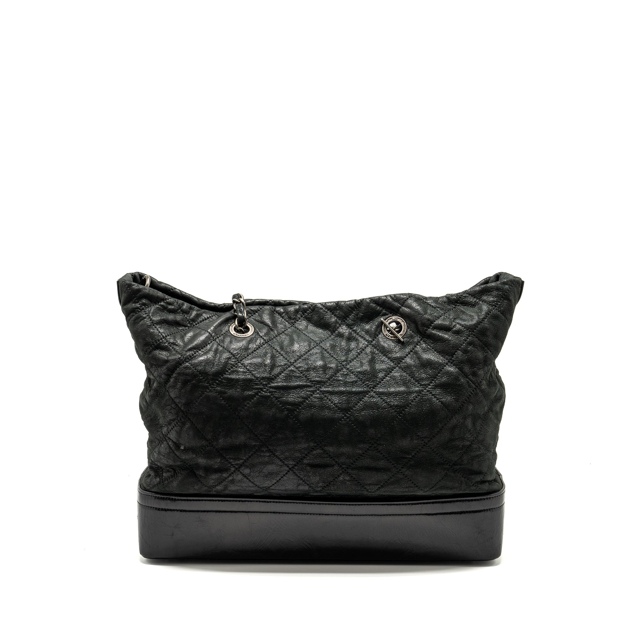 CHANEL LARGE QUILTED SHOULDER BAG CALFSKIN BLACK SHW