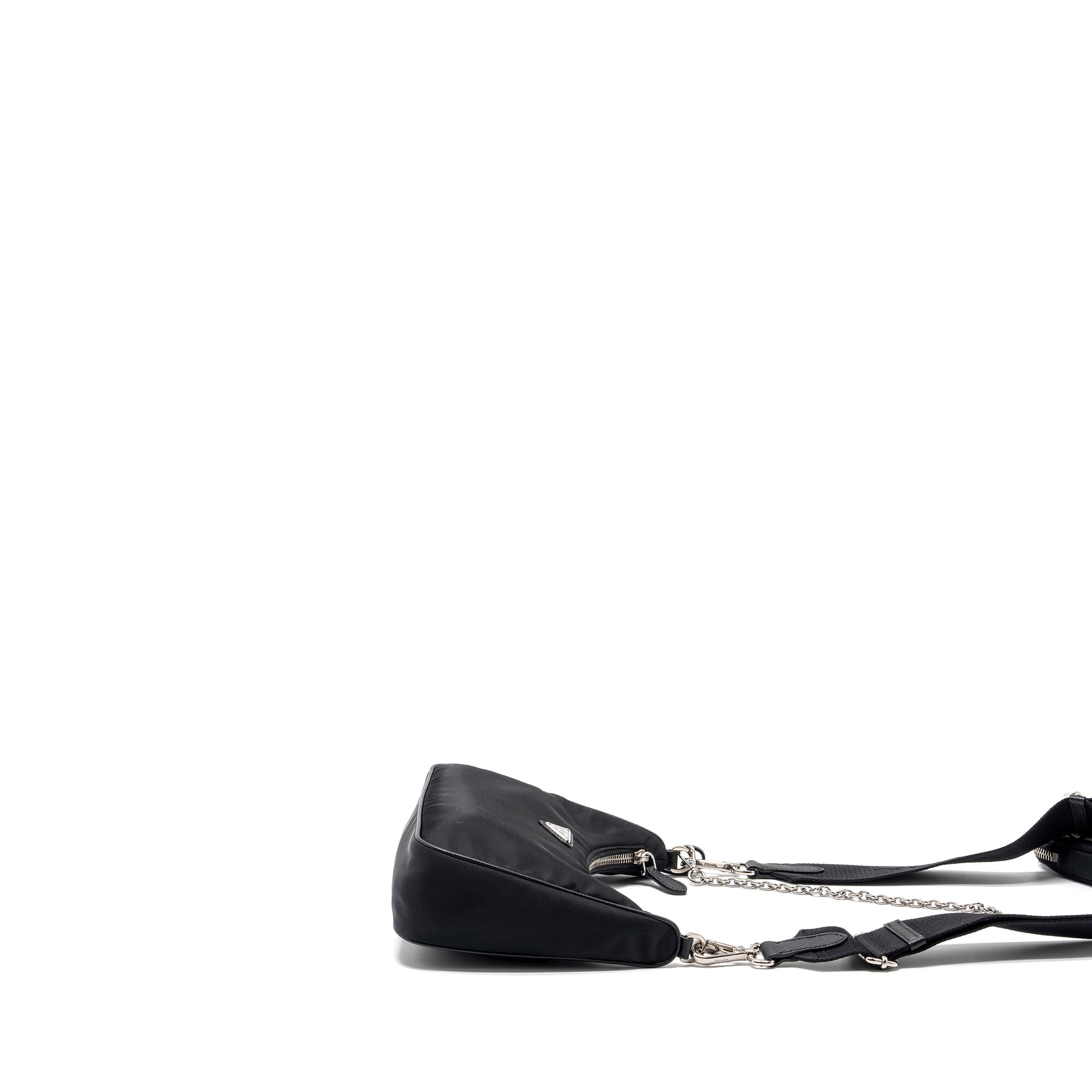 PRADA RE-EDITION 2005 NYLON BAG BLACK SHW