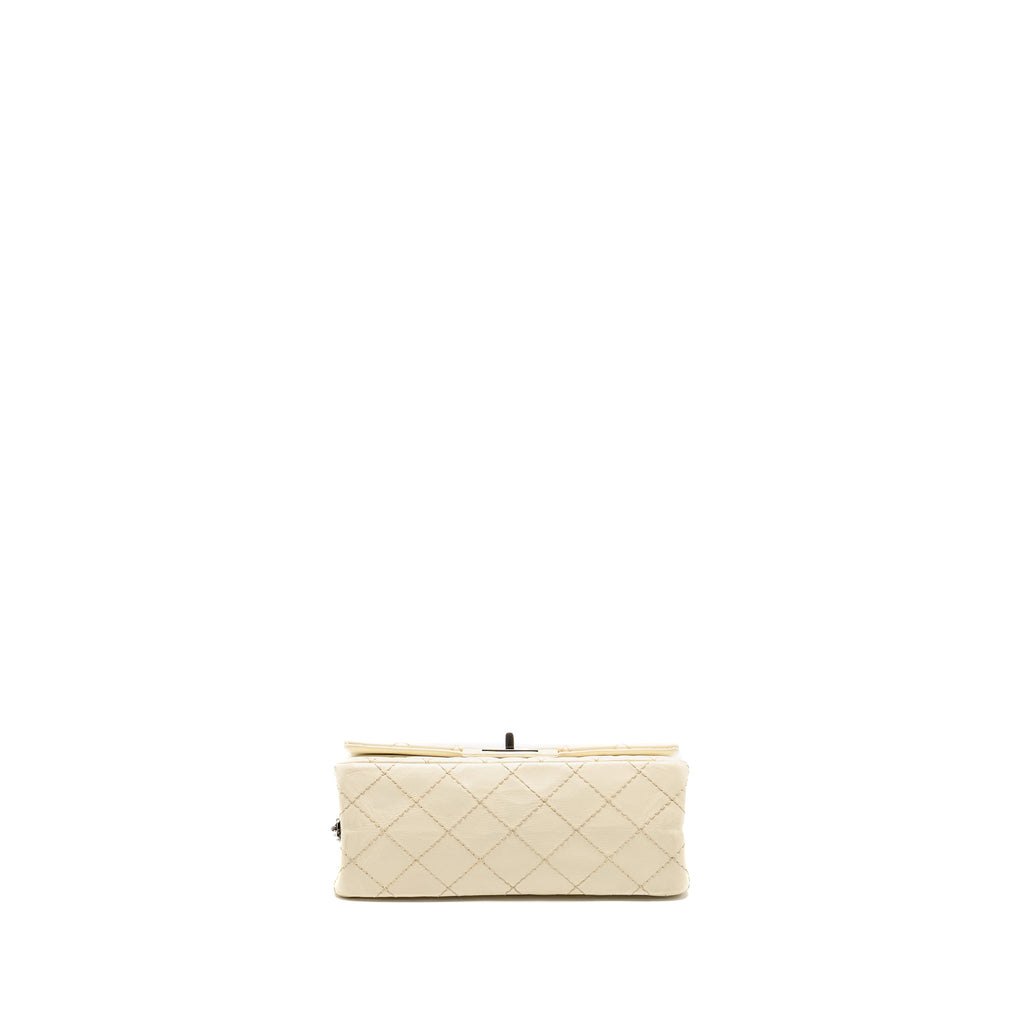 CHANEL MINI 2.55 REISSUE FLAP BAG AGED CALFSKIN CREAMY WHITE WITH RUTHENIUM HARDWARE