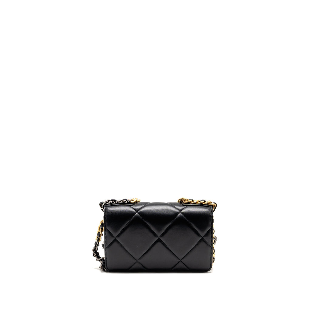 CHANEL 19 WALLET ON CHAIN LAMBSKIN BLACK MULTICOLOUR HARDWARE