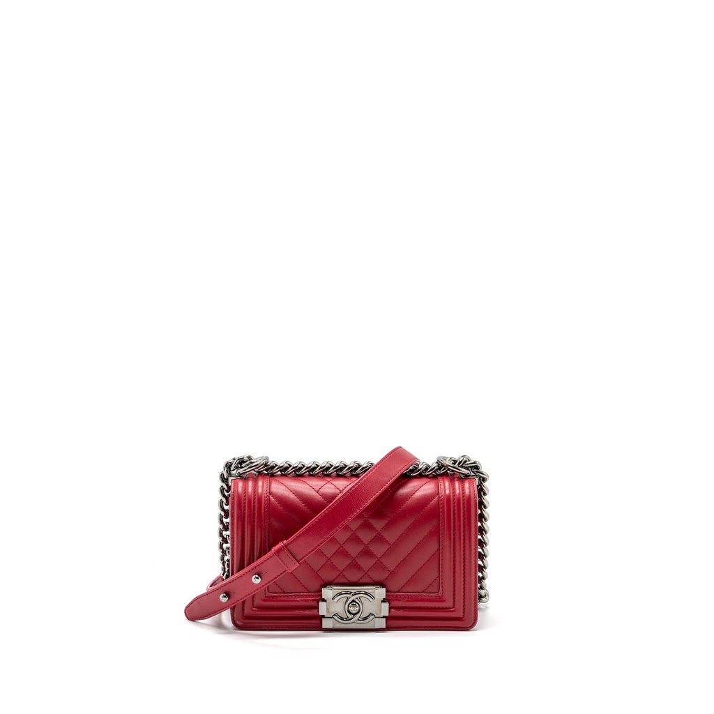 CHANEL SMALL BOY BAG CALFSKIN RED SHW