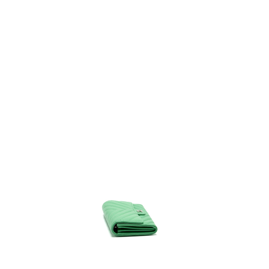 CHANEL CLASSIC FLAP WALLET CHEVRON CAVIAR GREEN SHW
