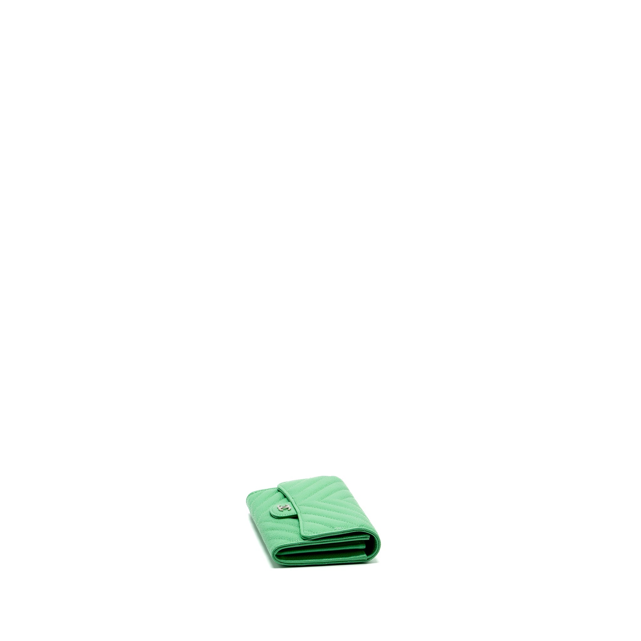 CHANEL CLASSIC FLAP WALLET CHEVRON CAVIAR GREEN SHW