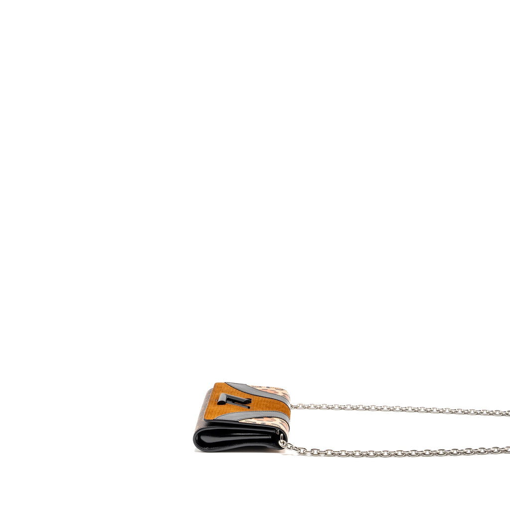 LOUIS VUITTON WILD AT HEART TWIST WALLET ON CHAIN CALFSKIN/MONOGRAM CANVAS MULTICOLOLUR BLACK/SLIVER HARDWARE