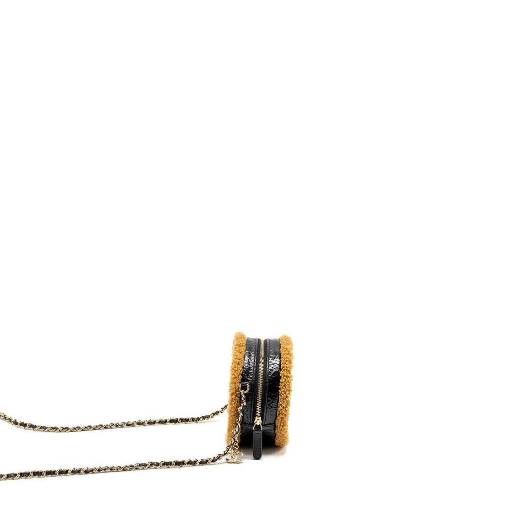 CHANEL SHEARLING CC ROUND CLUTCH WITH CHAIN SHINY CRUMPLED SHEEPSKIN BLACK/LIGHT BROWN LGHW
