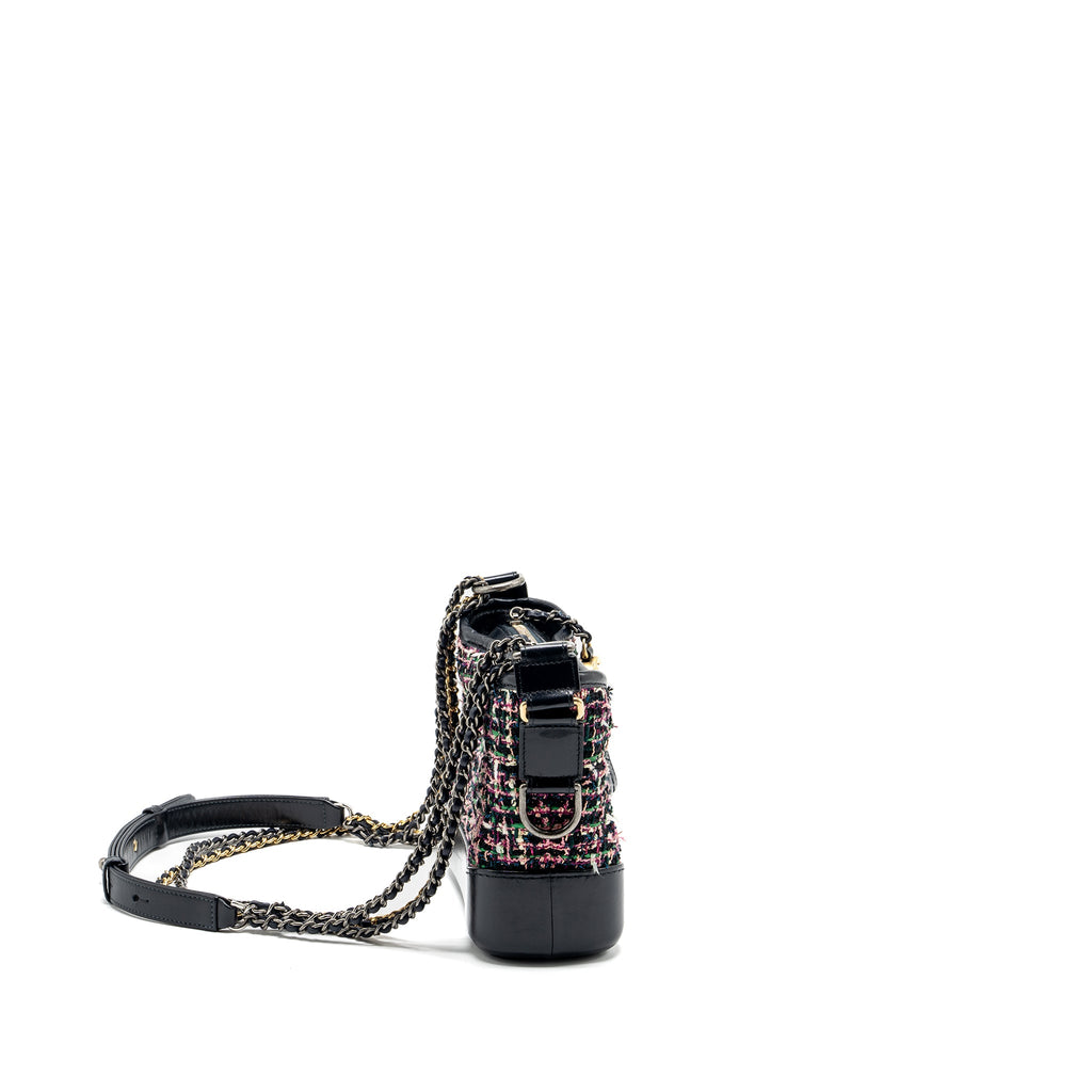 CHANEL SMALL GABRIELLE HOBO BAG TWEED/CALFSKIN MULTICOLOUR/MULTICOLOUR HARDWARE