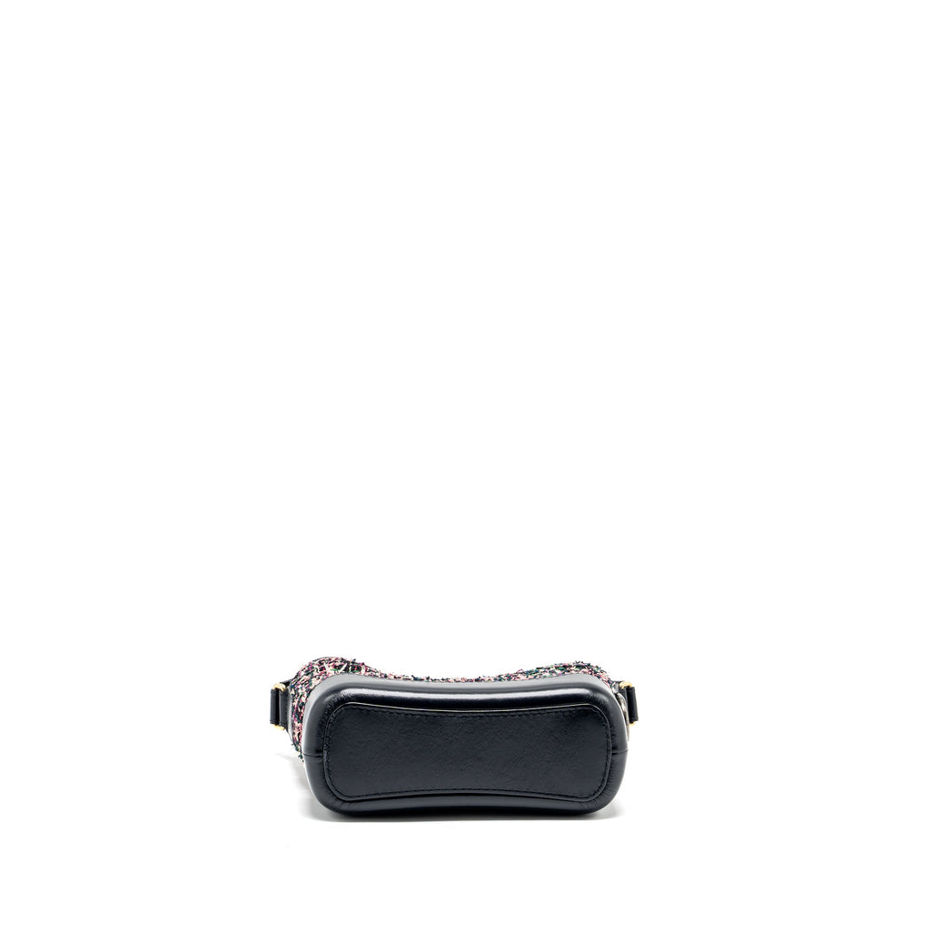 CHANEL SMALL GABRIELLE HOBO BAG TWEED/CALFSKIN MULTICOLOUR/MULTICOLOUR HARDWARE