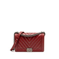 CHANEL CHEVRON NEW MEDIUM BOY BAG CALFSKIN RED RUTHENIUM HARDWARE