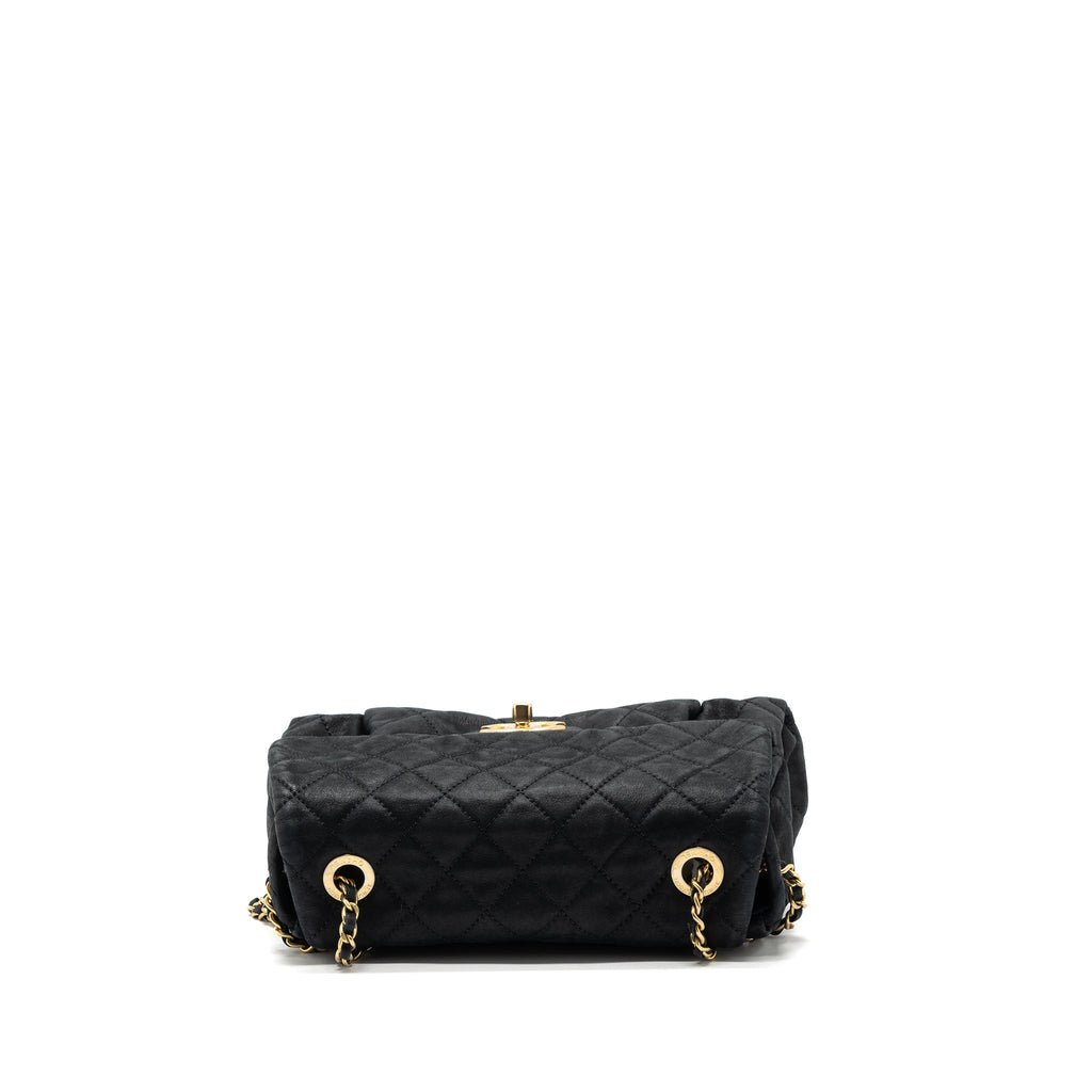 CHANEL QUILTED SEASONAL FLAP BAG CALFSKIN IRIDESCENT BLACK WITH GHW