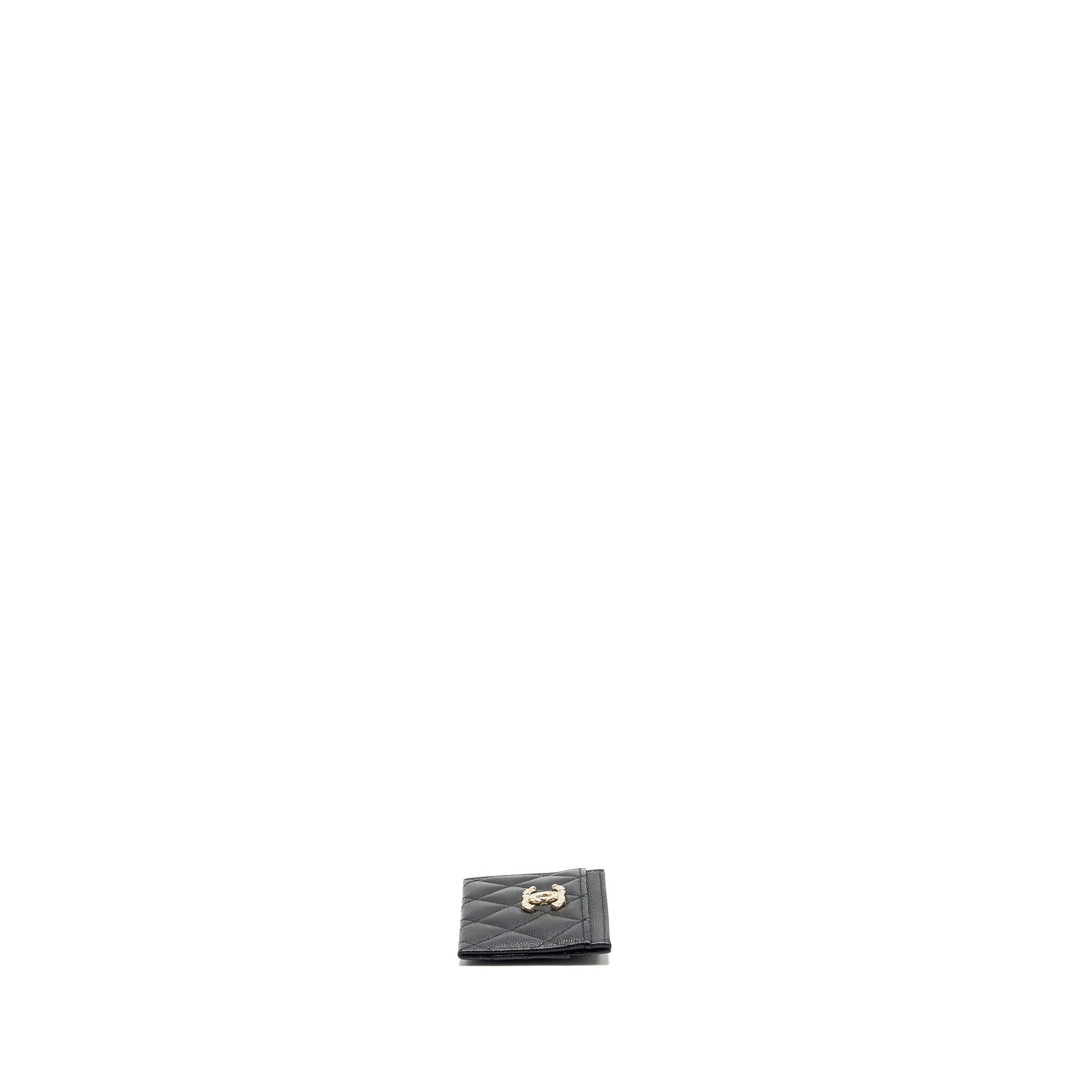 CHANEL GIANT DETAILED CC LOGO CARD HOLDER CAVIAR BLACK LGHW (MICROCHIP)