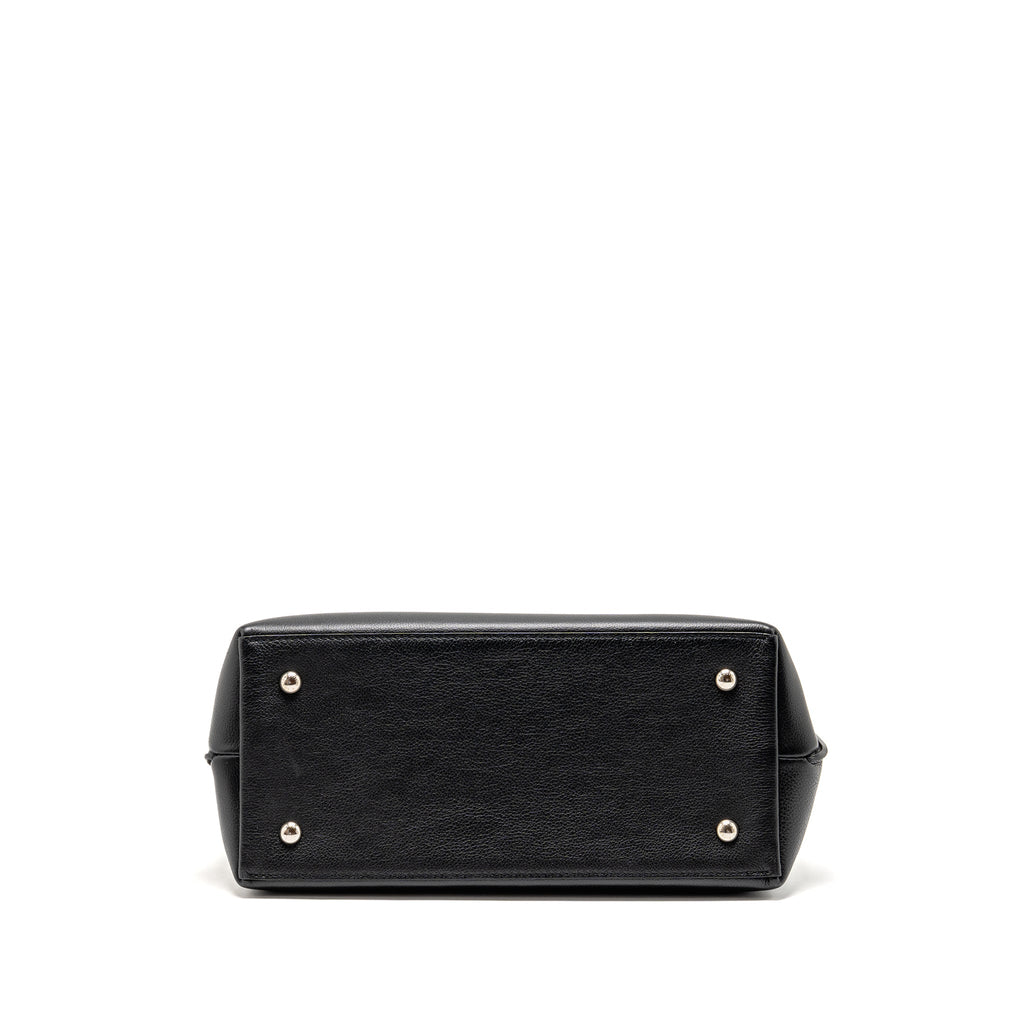 LOUIS VUITTON LOCKME EVER MM GRAINED CALFSKIN BLACK SHW