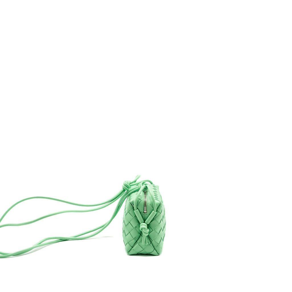BOTTEGA VENETA MINI LOOP CAMERA BAG LAMBSKIN LIGHT GREEN SHW