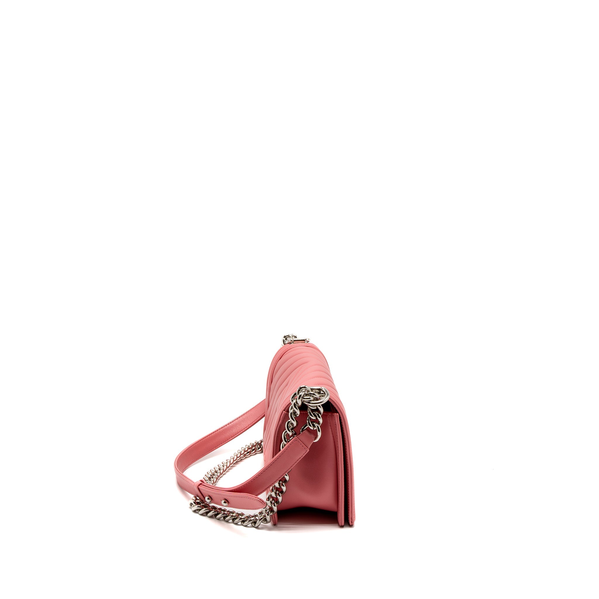 CHANEL MEDIUM BOY BAG CHEVRON CALFSKIN PINK SHW