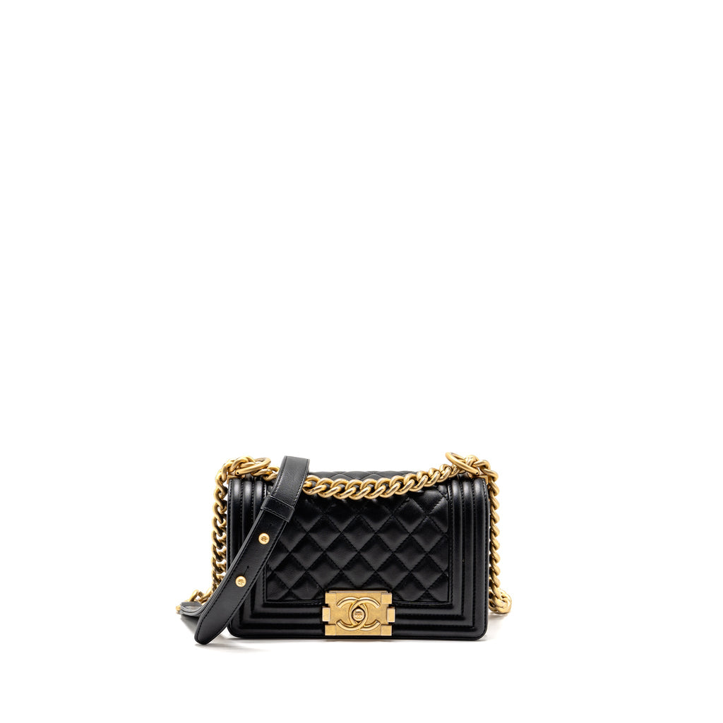 CHANEL SMALL BOY BAG CALFSKIN BLACK GHW