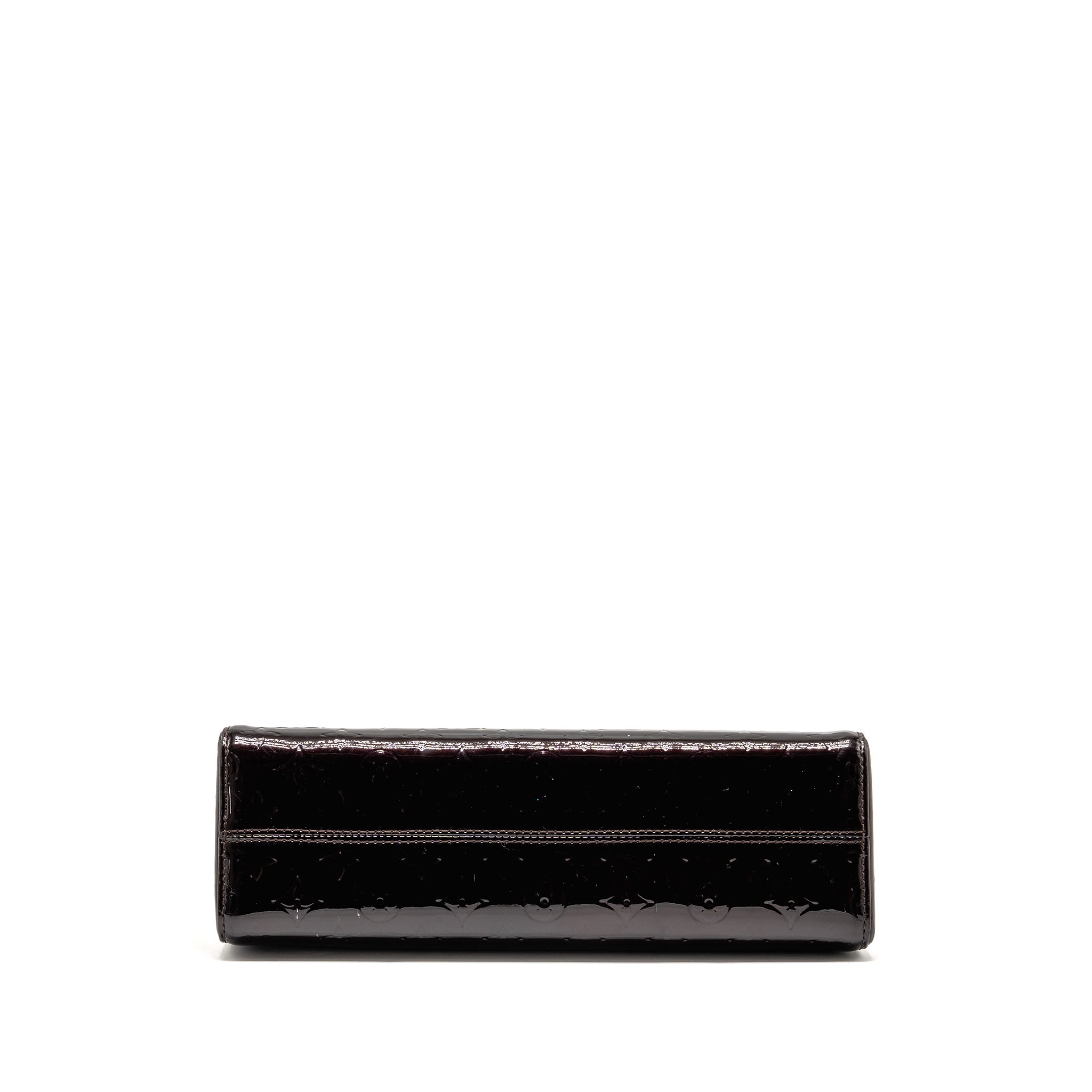 LOUIS VUITTON ROXBURY DRIVE MONOGRAM VERNIS AMARANTE GHW