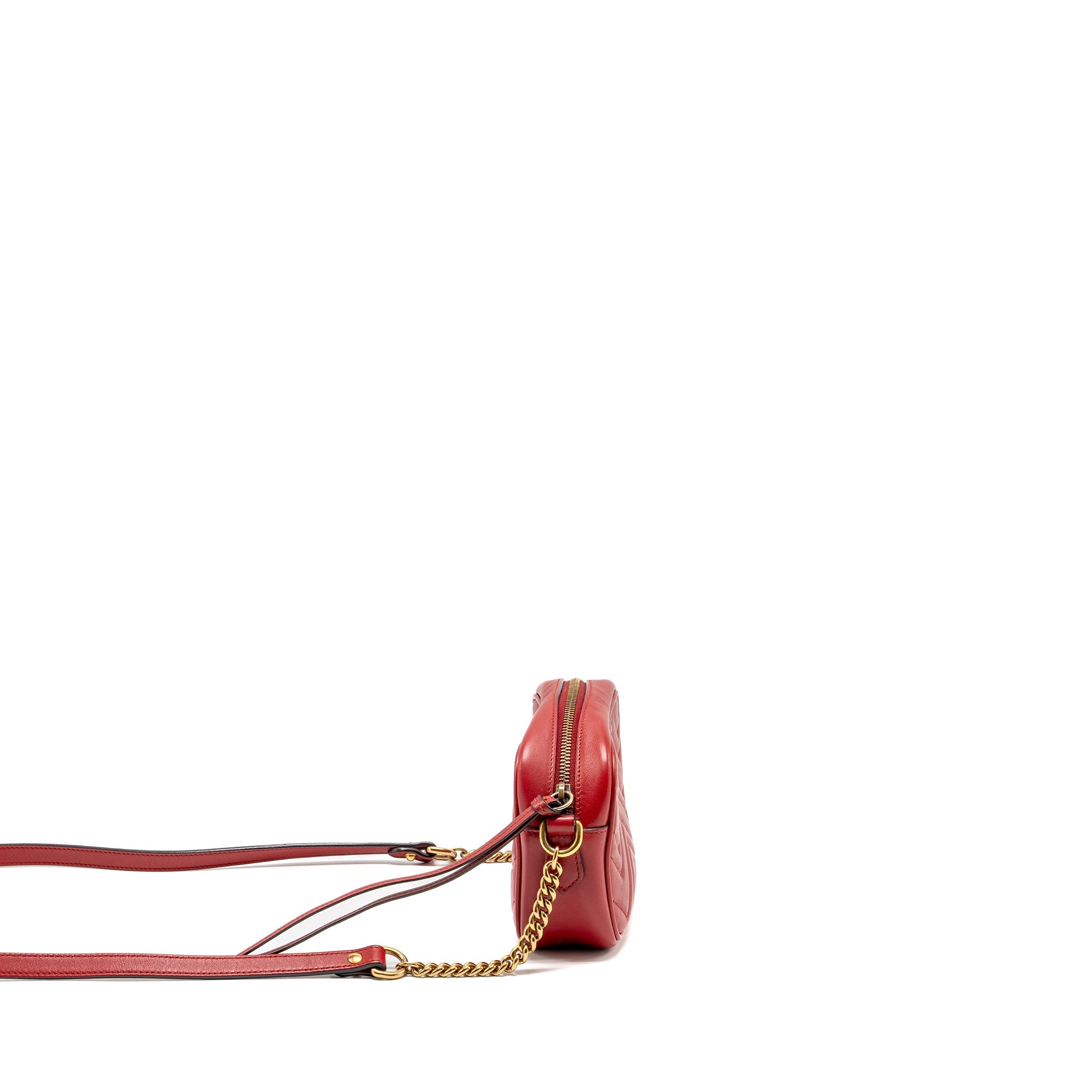 GUCCI GG MARMONT MATELASSE CAMERA BAG RED LEATHER RED GHW