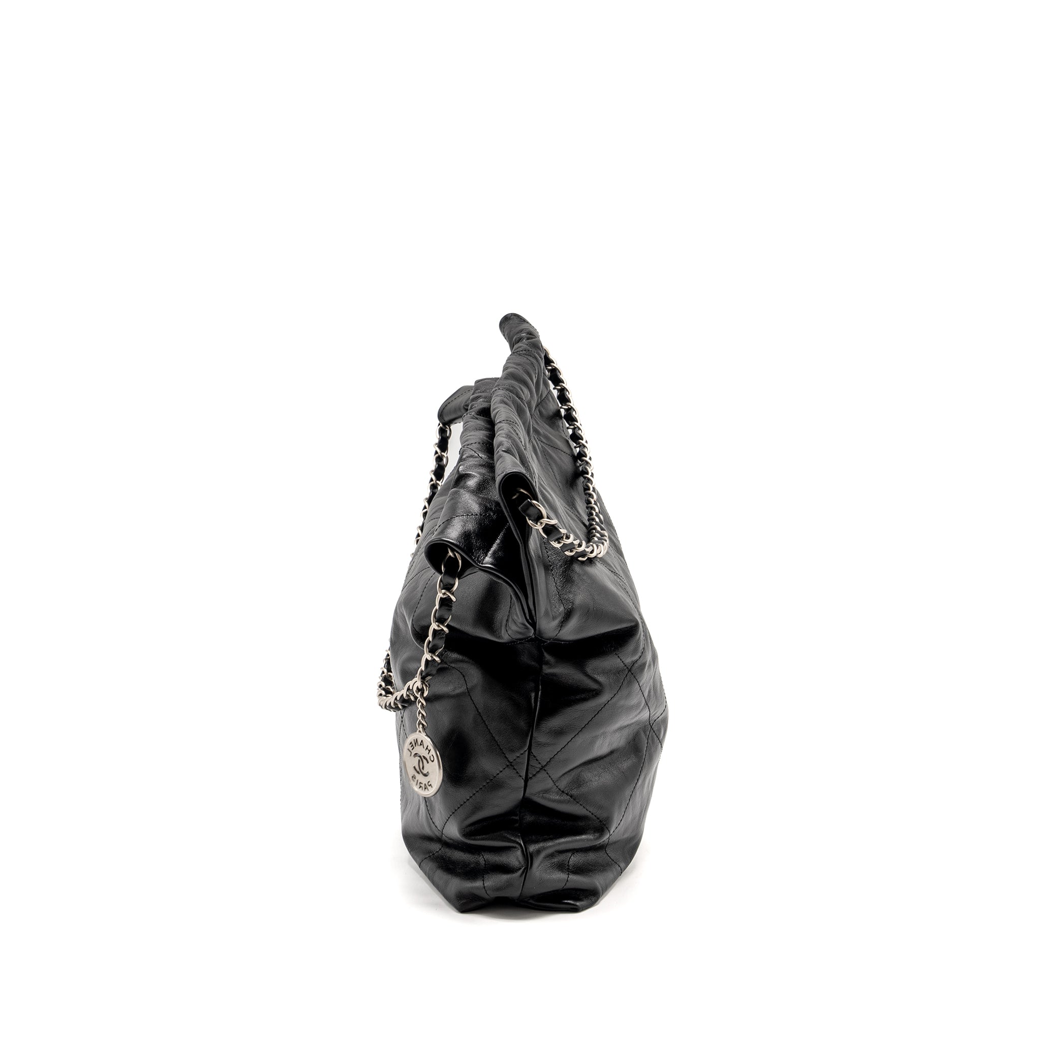 CHANEL MEDIUM 22 SHINY CALFSKIN BLACK SHW (MICROCHIP)