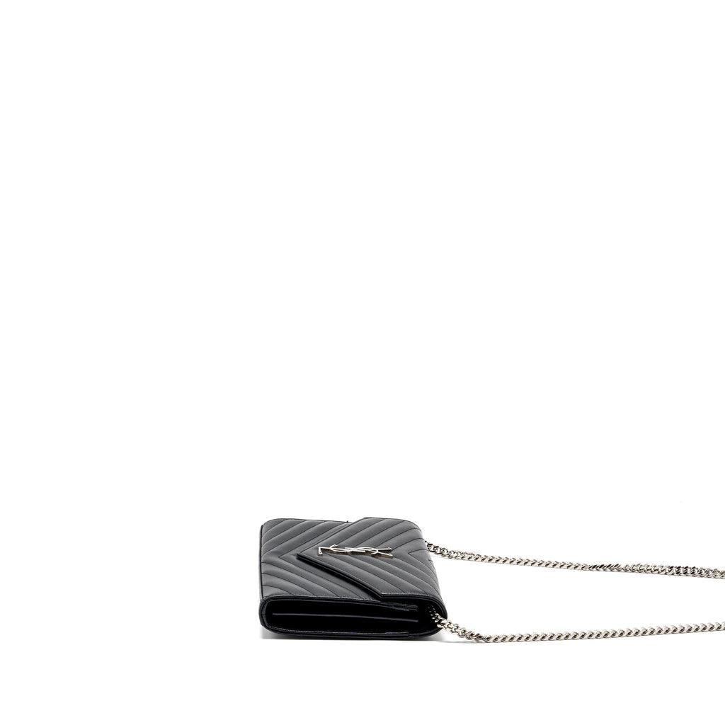 SAINT LAURENT ENVELOP CHAIN BAG GRAINED CALFSKIN BLACK SHW
