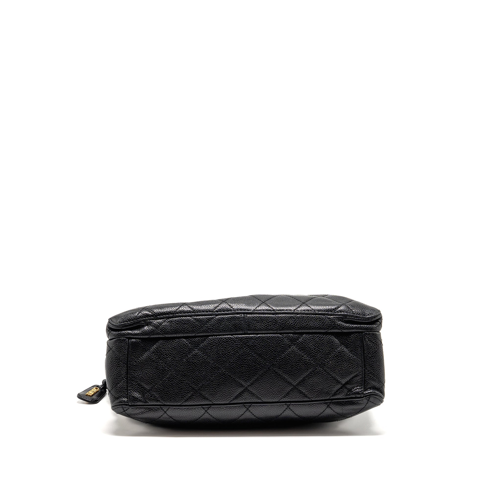 CHANEL QUILTEDE ZIP SHOULDER BAG CAVIAR BLACK GHW