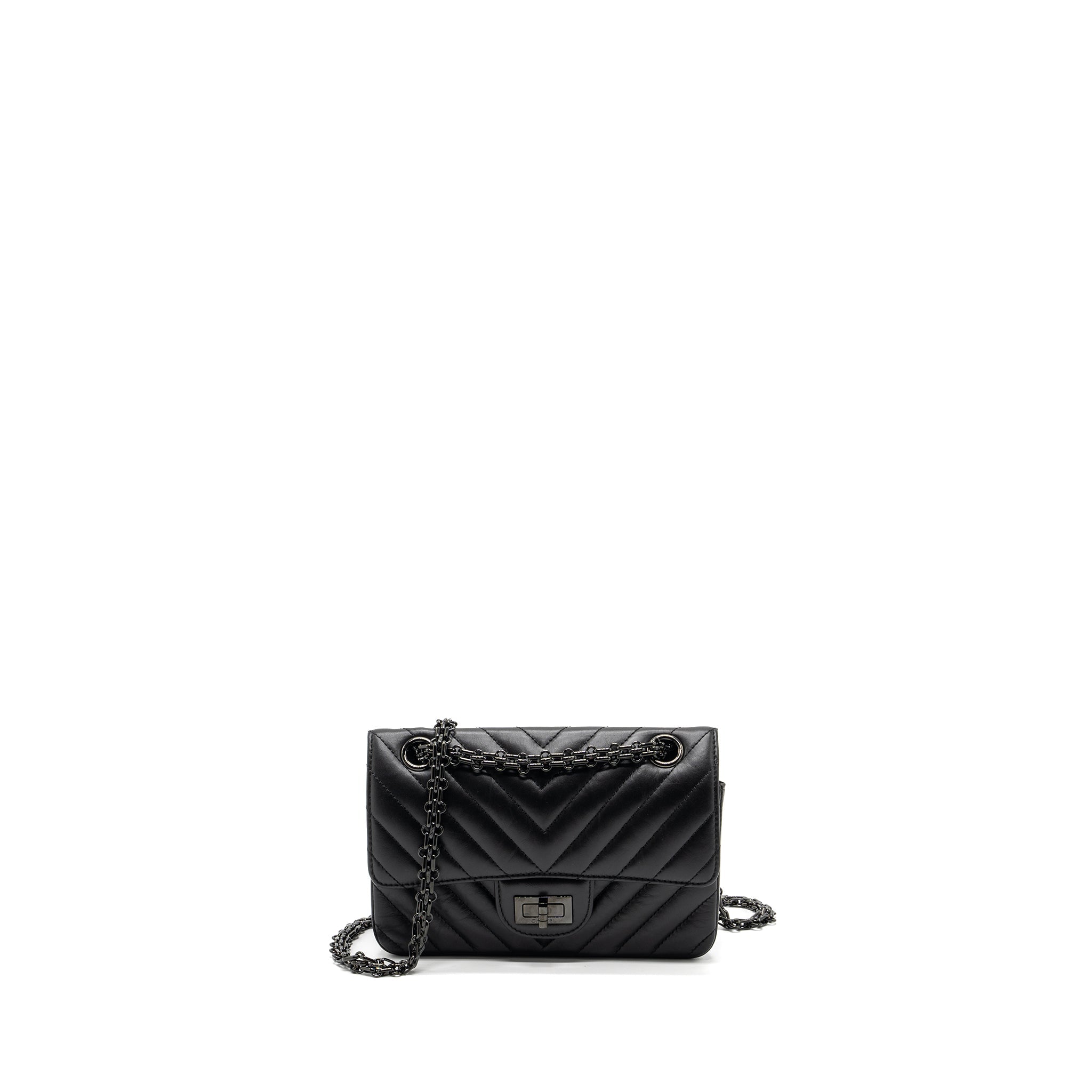 CHANEL MINI 2.55 REISSUE FLAP BAG CHEVRON CALFSKIN SO BLACK (MICROCHIP)
