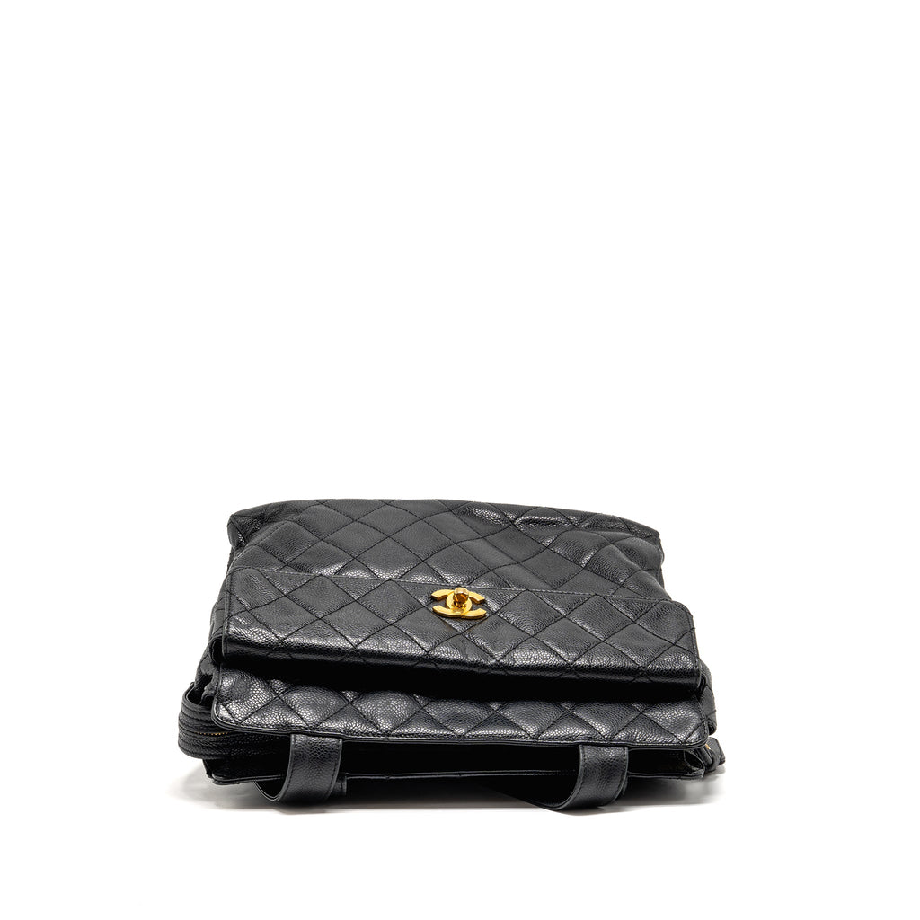 CHANEL QUILTEDE ZIP SHOULDER BAG CAVIAR BLACK GHW