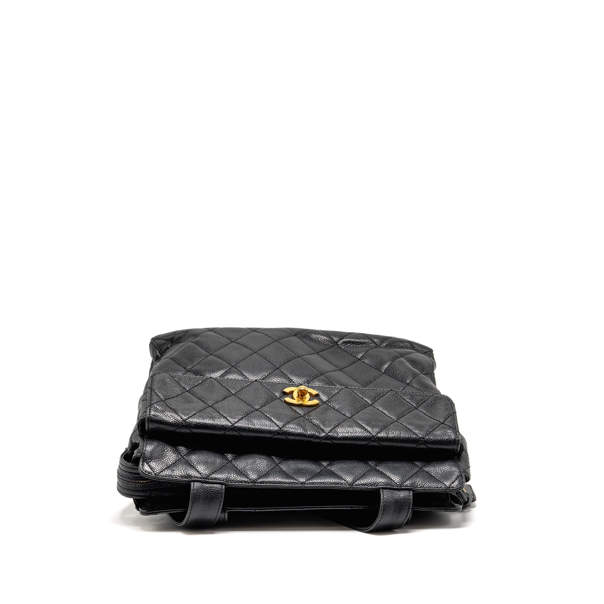 CHANEL QUILTEDE ZIP SHOULDER BAG CAVIAR BLACK GHW