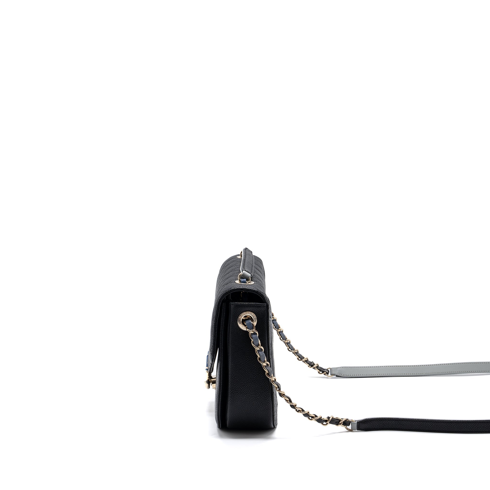 CHANEL FLAP BAG WITH HANDLE CAVIAR BLACK/MULTICOLOUR LGHW