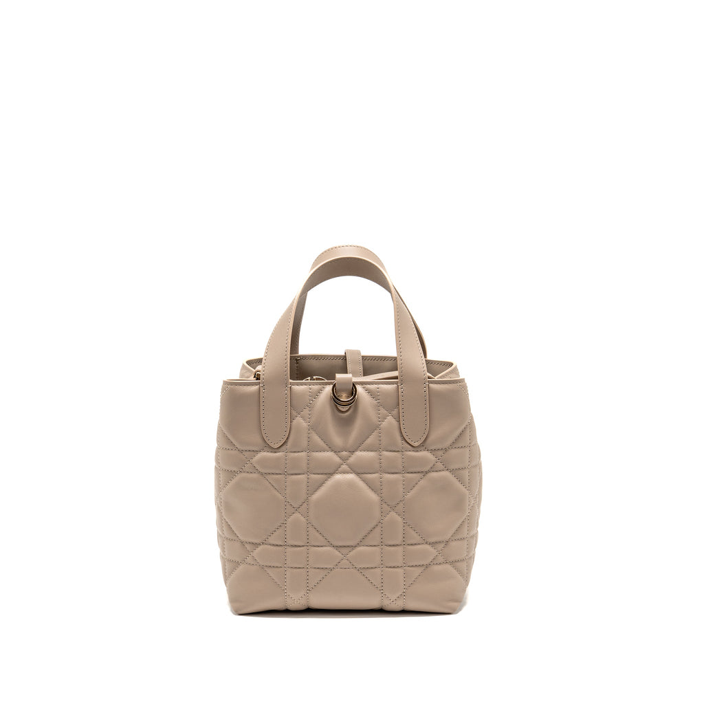 DIOR SMALL TOUJOURS TOTE BAG MACROCANNAGE CALFSKIN POWDER BEIGE LGHW
