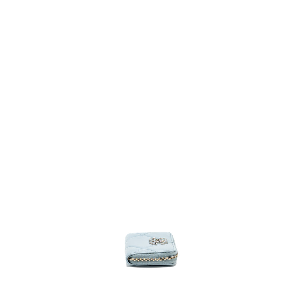 CHANEL 19 ZIP COIN PURSE LAMBSKIN LIGHT BLUE SHW (MICROCHIP)