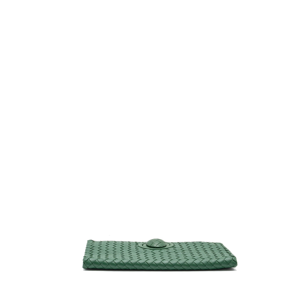 BOTTEGA VENETA CLUTCH NAPPA GREEN BLACK HARDWARE