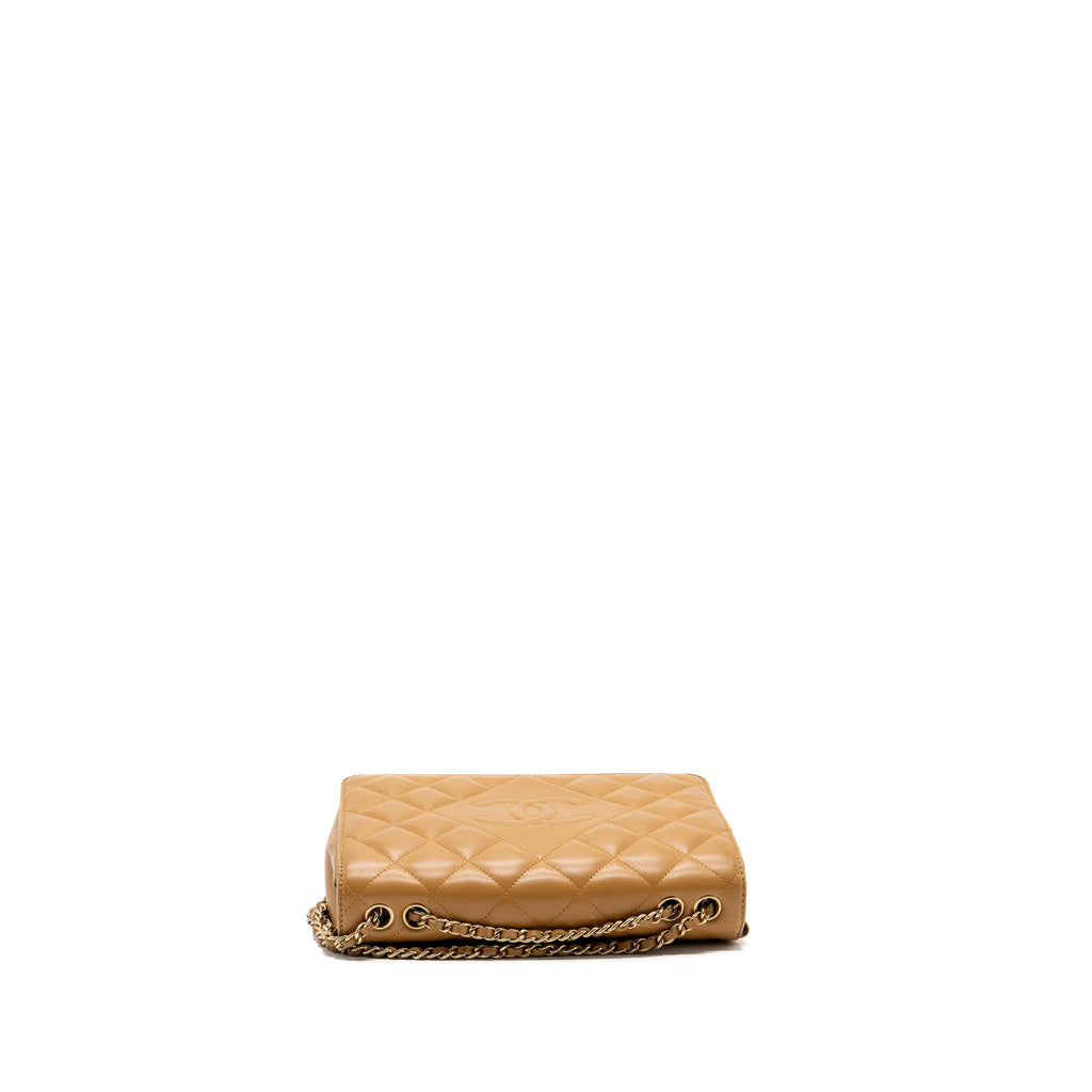CHANEL QUILTED FLAP BAG LAMBSKIN BEIGE GHW
