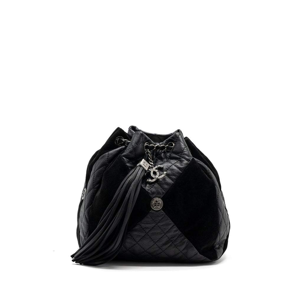 CHANEL BUCKET BAG GOATSKIN/SUE CALFSKIN BLACK SHW