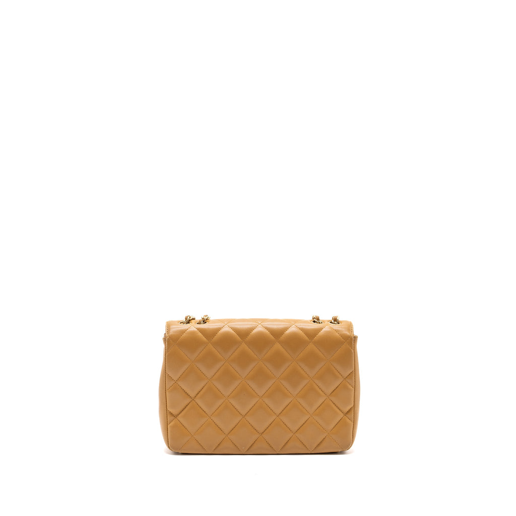 CHANEL QUILTED FLAP BAG LAMBSKIN BEIGE GHW