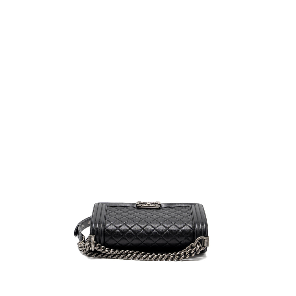 CHANEL MEDIUM BOY BAG CAVIAR BLACK RUTHENIUM HARDWARE