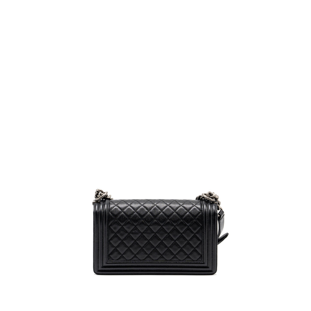 CHANEL MEDIUM BOY BAG CAVIAR BLACK RUTHENIUM HARDWARE
