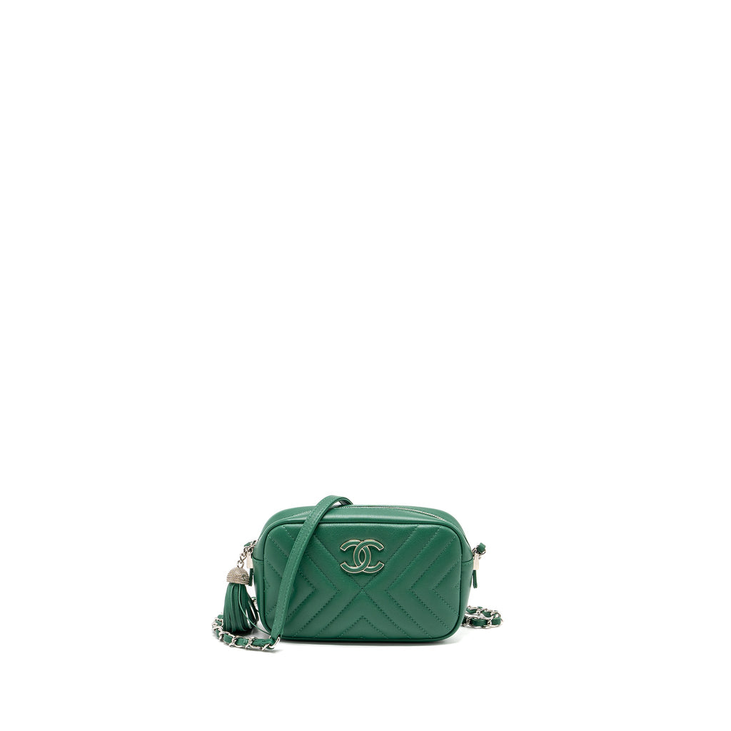 CHANEL SMALL CAMERA BAG CALFSKIN GREEN SHW