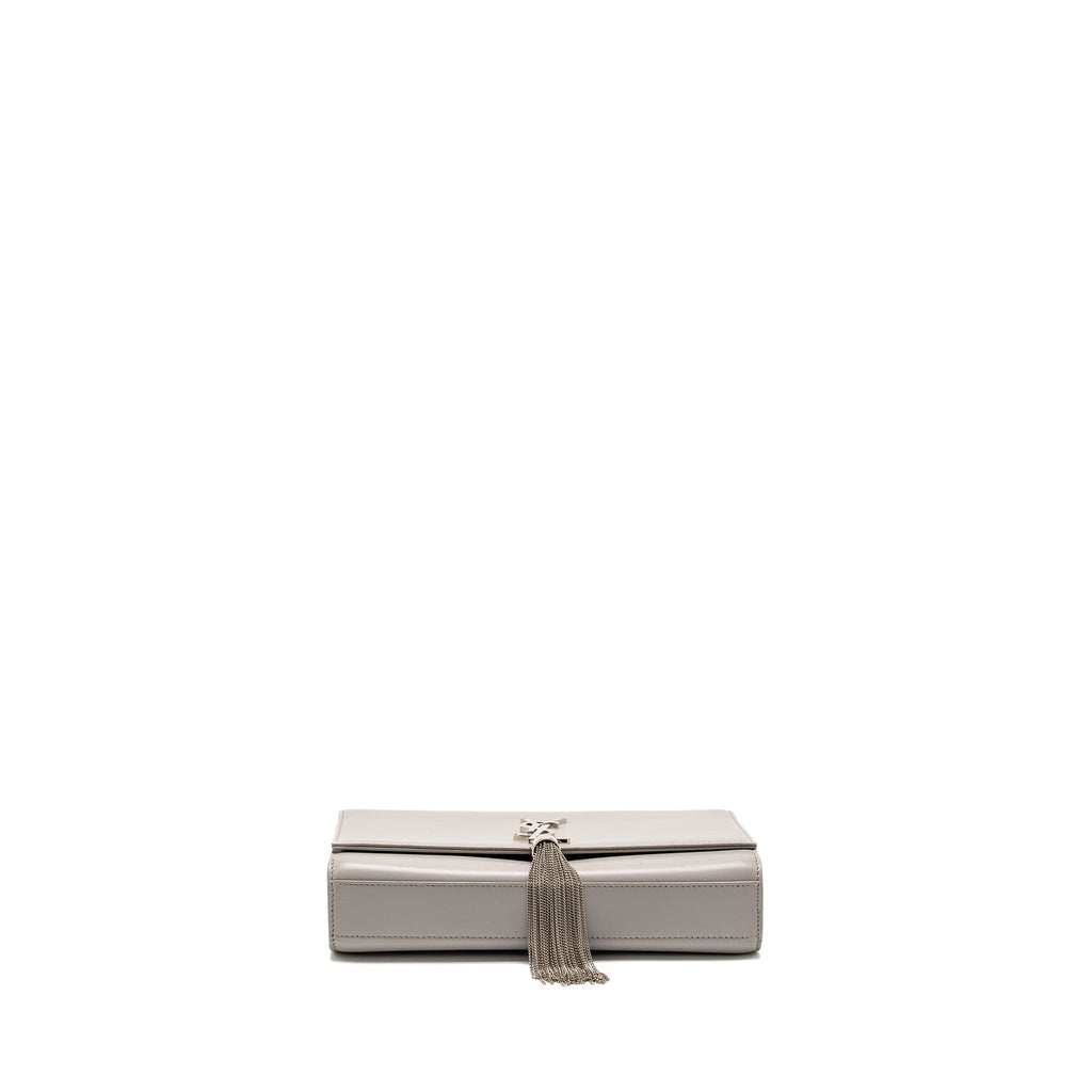 SAINT LAURENT/YSL MEDIUM KATE BAG CALFSKIN GREY SHW