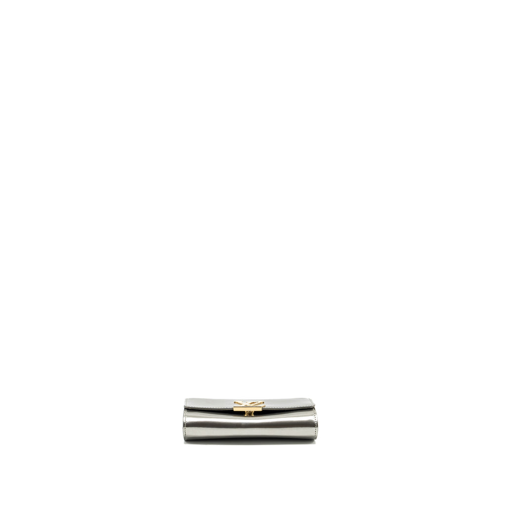 LOUIS VUITTON LOUISE PM PATENT SILVER GHW