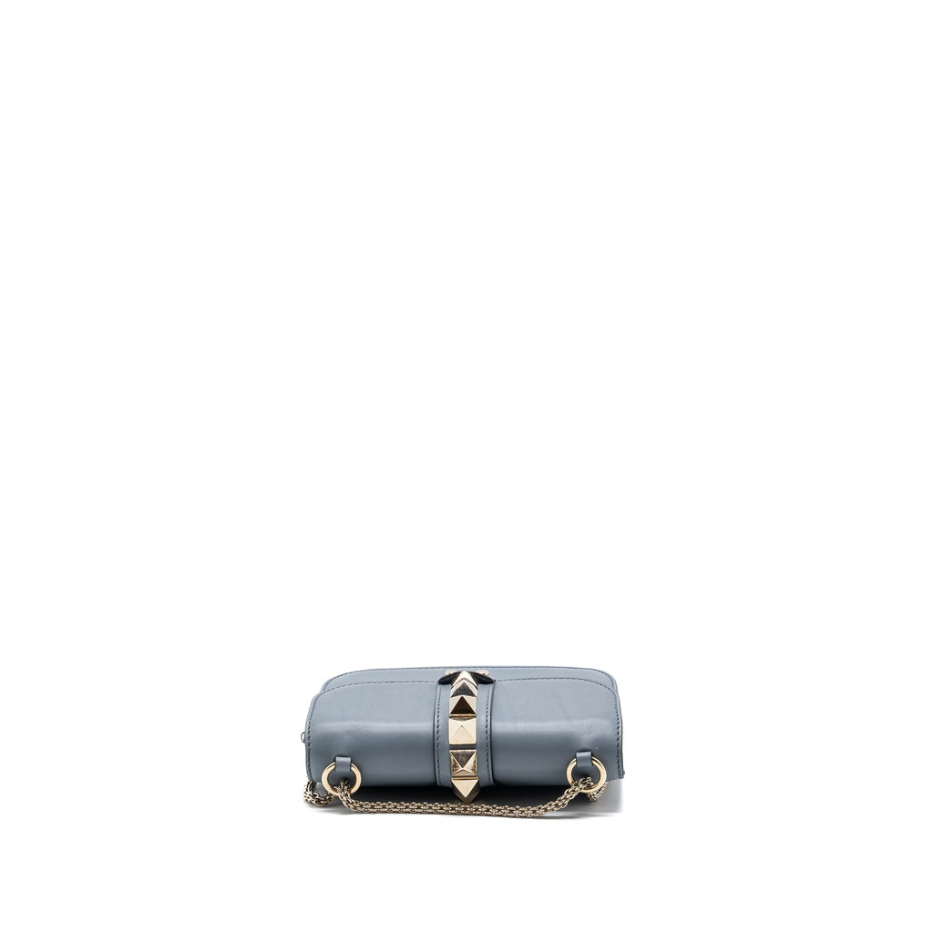 VALENTINO GARAVANI ROCKSTUD GLAM LOCK CHAIN BAG LEATHER LIGHT BLUE LGHW